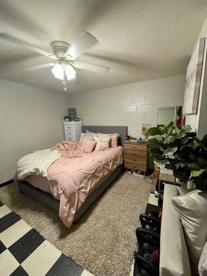 Athens Apartment: 176 Georgia Ave.