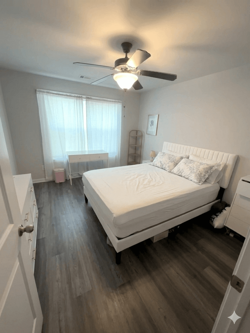 Athens House: 954 MLK Parkway