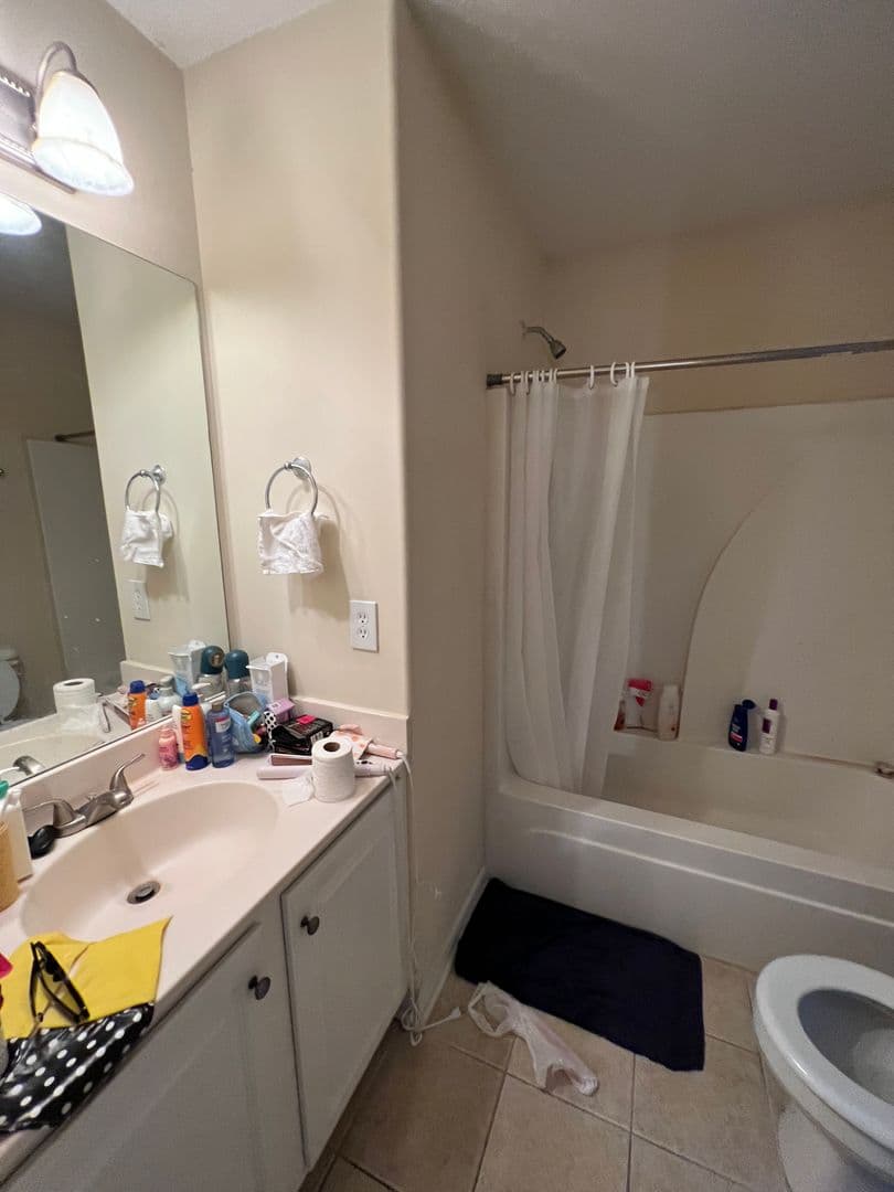 Athens House: 100 Davis St. Unit 24