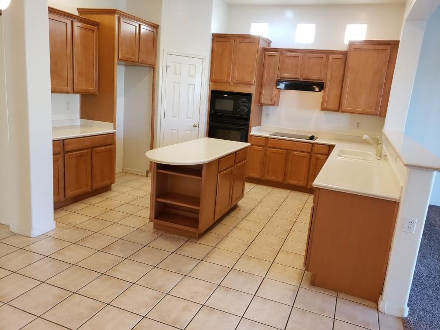 Chandler House: 760 E Indian Wells Place