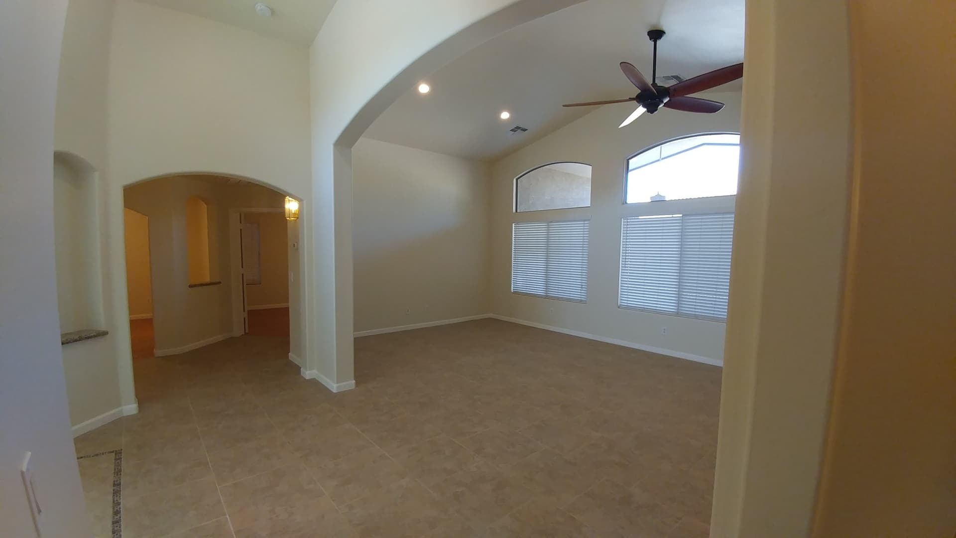 San Tan Valley House: 1004 W Dexter Way