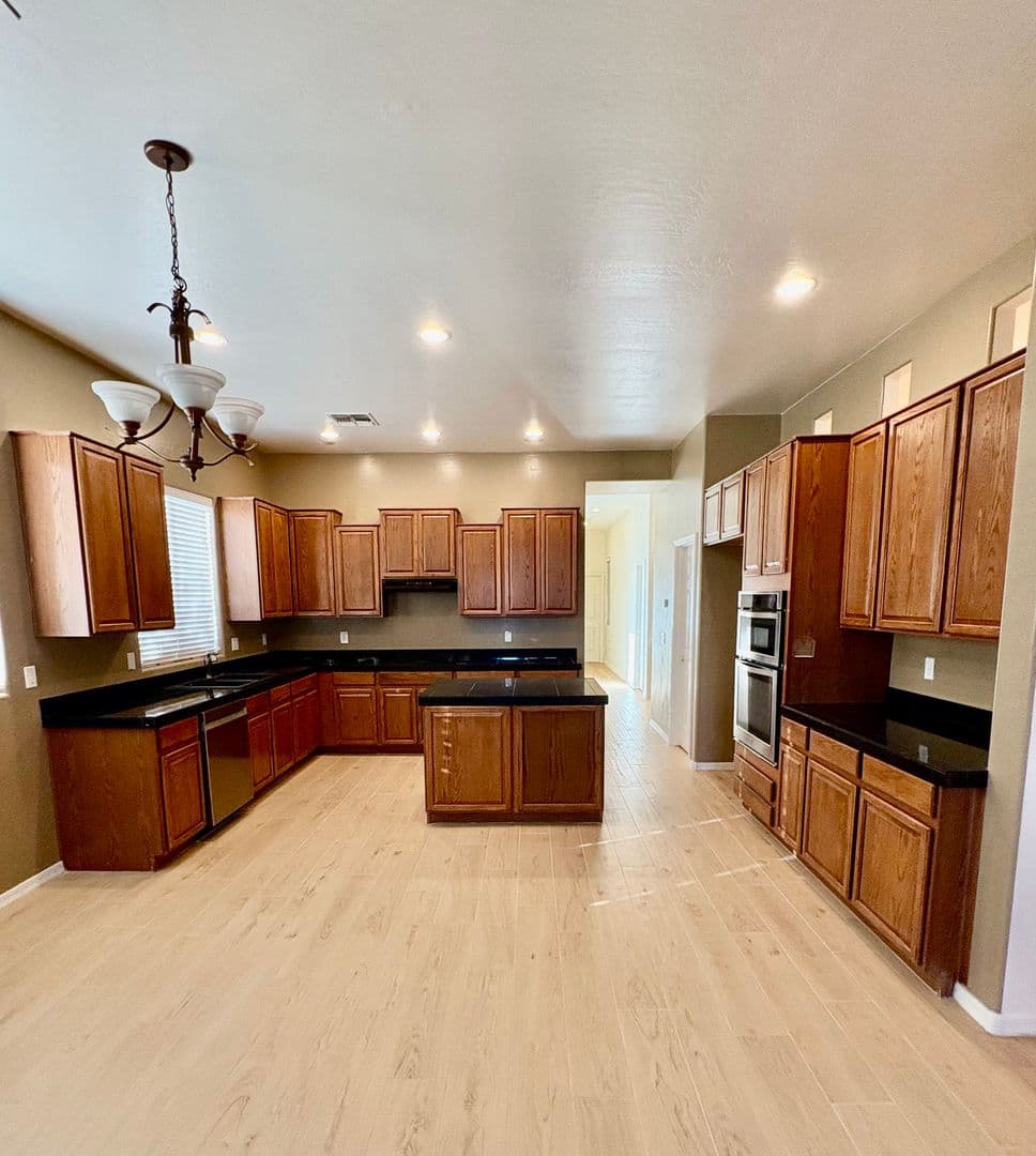 Chandler House: 3767 E Scorpio Pl