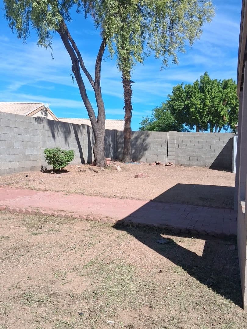 Apache Jct House: 2018 S Rennick Dr