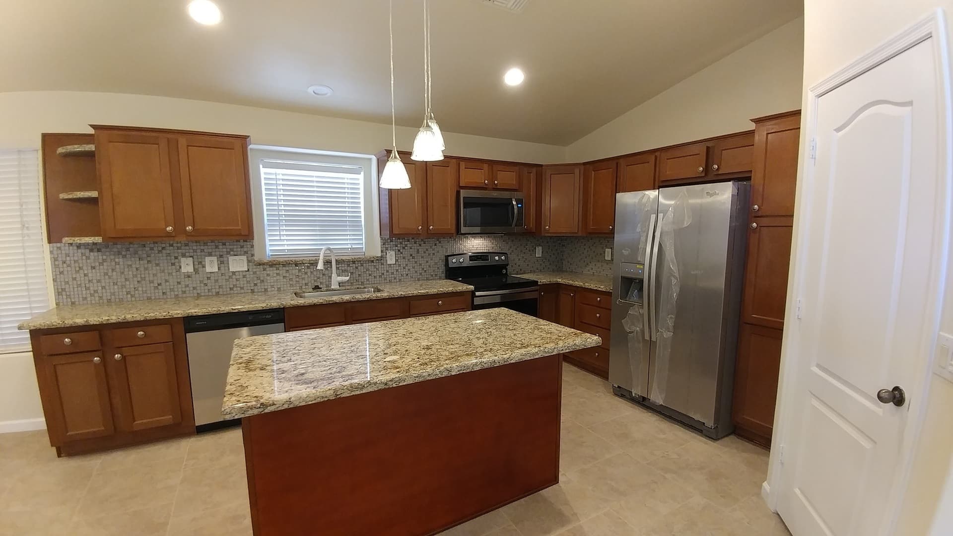 San Tan Valley House: 1004 W Dexter Way