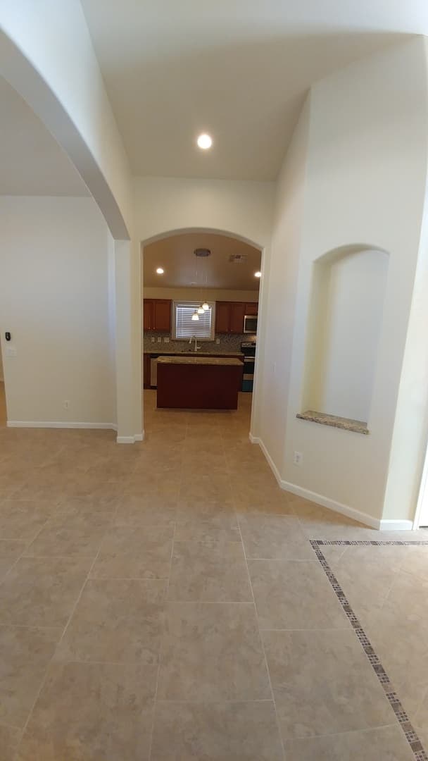 San Tan Valley House: 1004 W Dexter Way