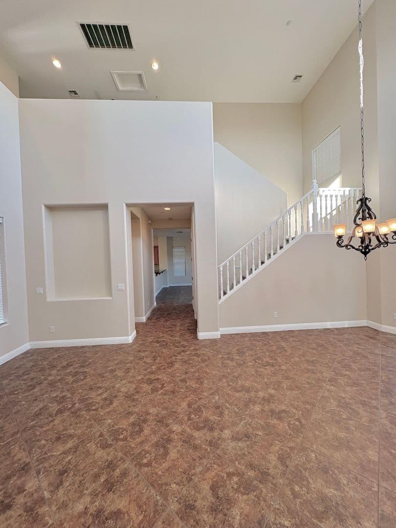 Peoria House: 27701 N. Higuera Drive