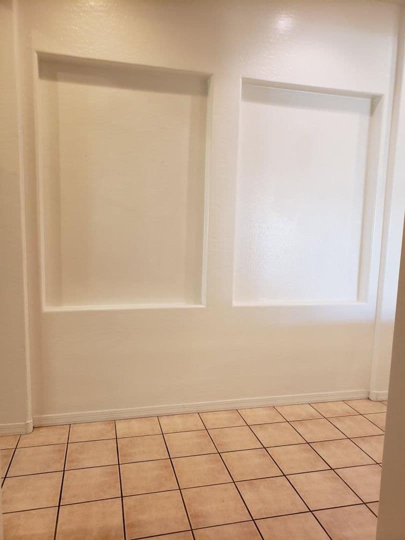 Chandler House: 760 E Indian Wells Place