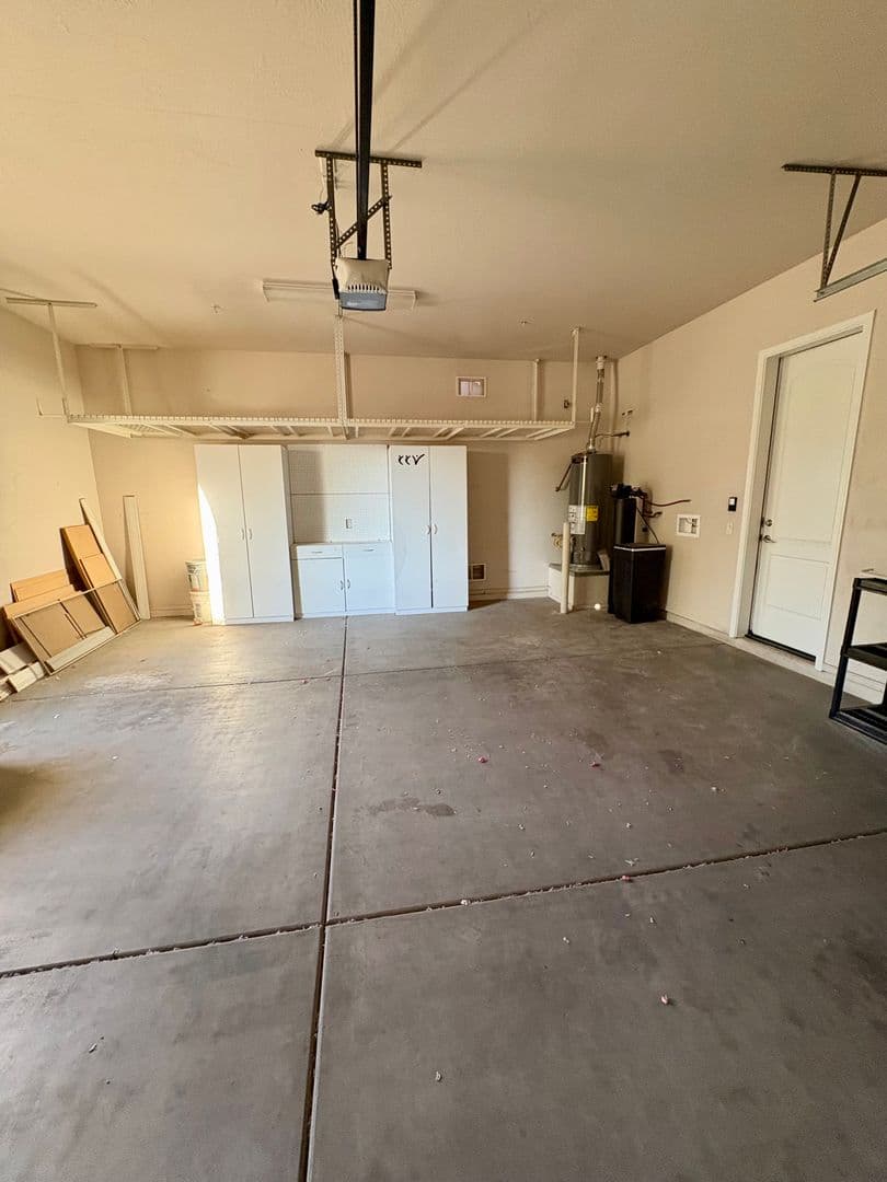 Peoria House: 27701 N. Higuera Drive
