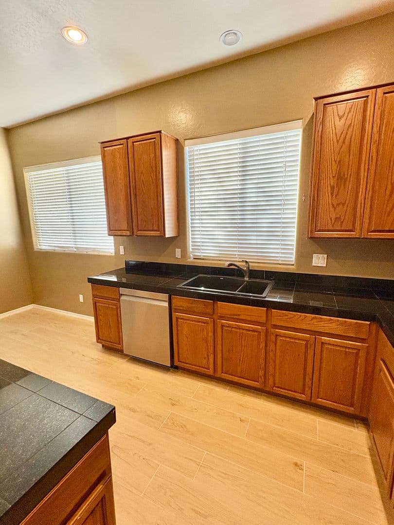 Chandler House: 3767 E Scorpio Pl