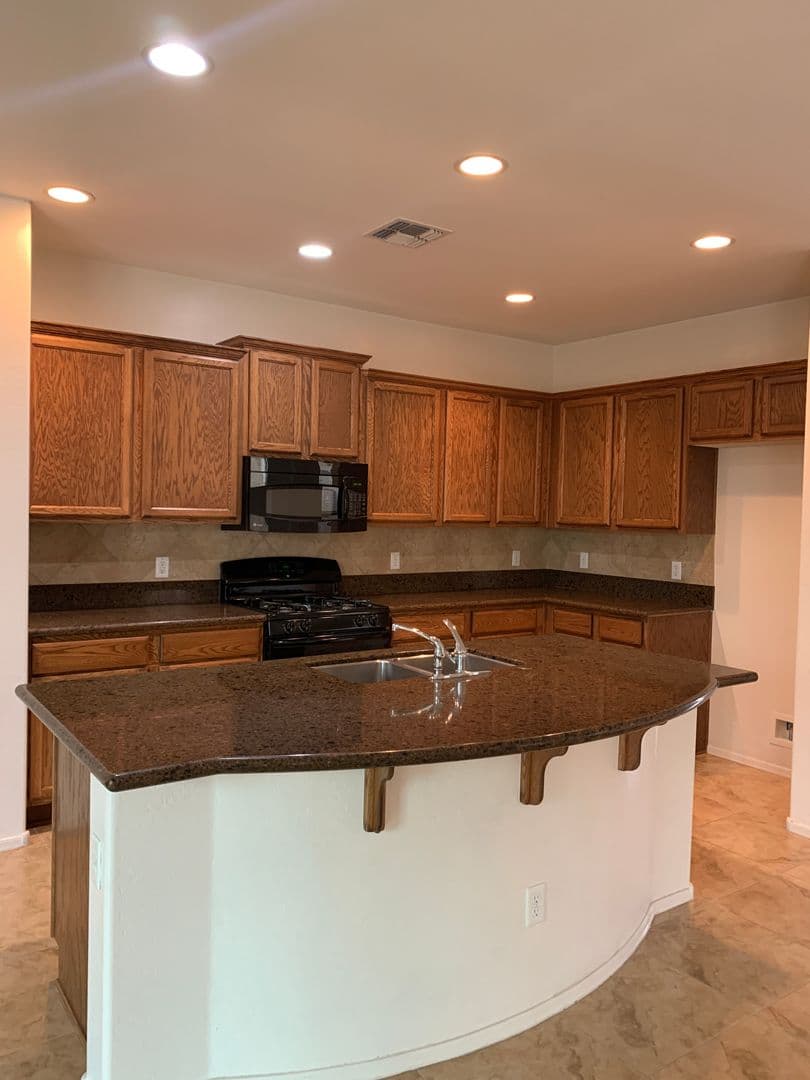 Chandler House: 3681 E Powell Pl