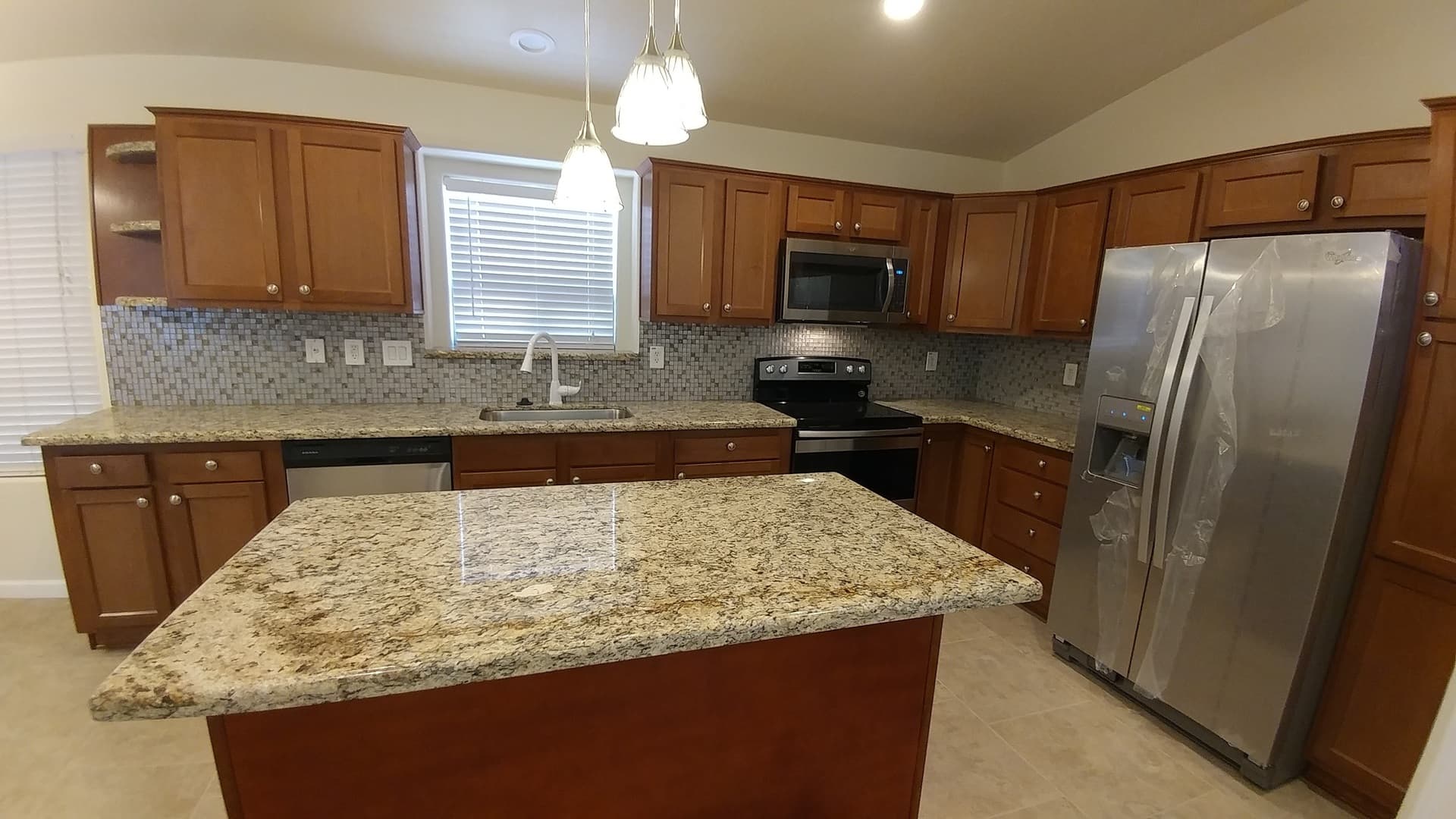 San Tan Valley House: 1004 W Dexter Way