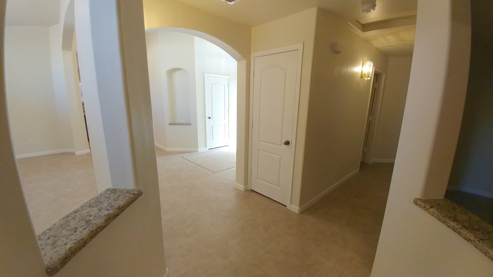 San Tan Valley House: 1004 W Dexter Way