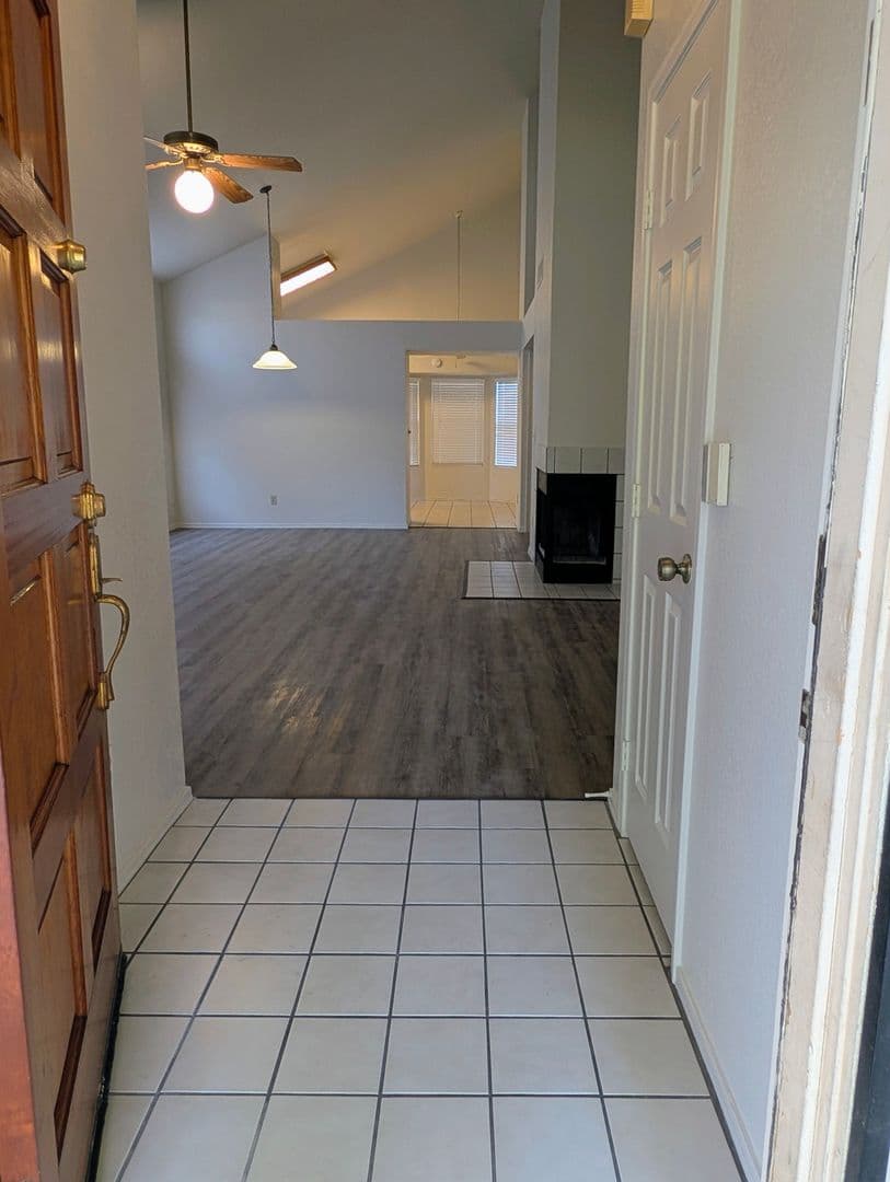 Gilbert House: 2325 E. Lakecrest Dr