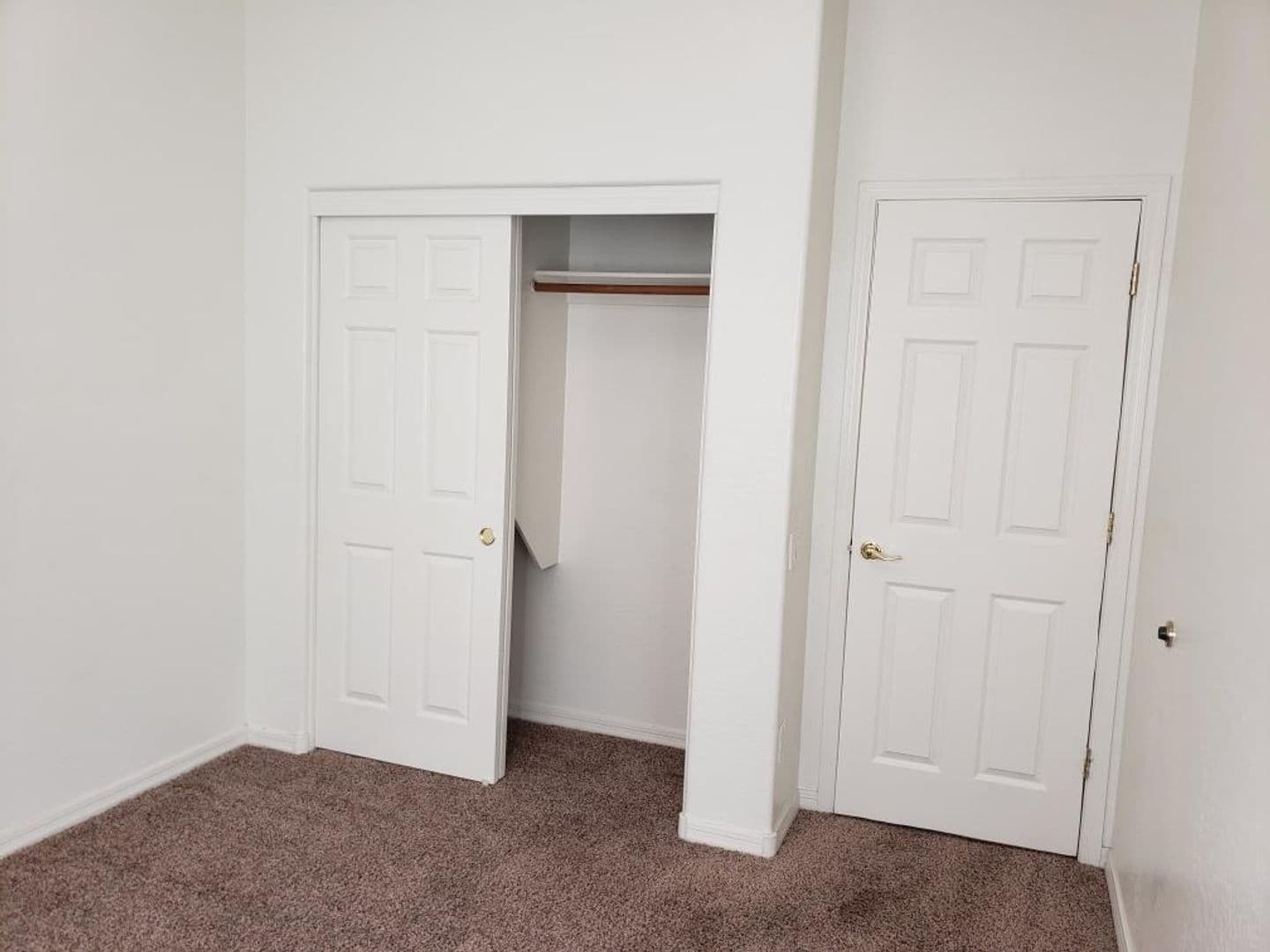 Chandler House: 760 E Indian Wells Place