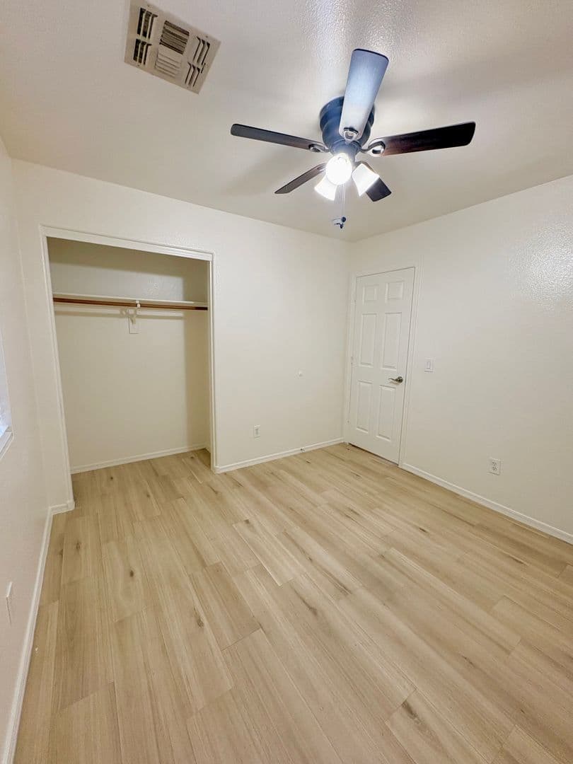 Apache Jct House: 2018 S Rennick Dr