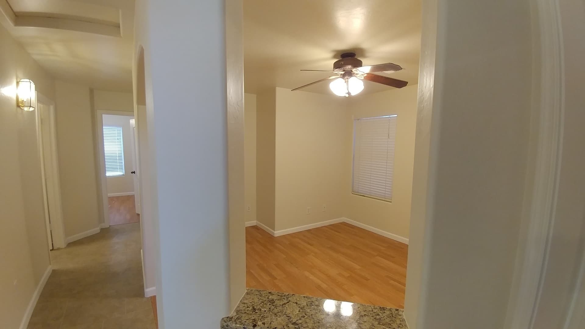 San Tan Valley House: 1004 W Dexter Way