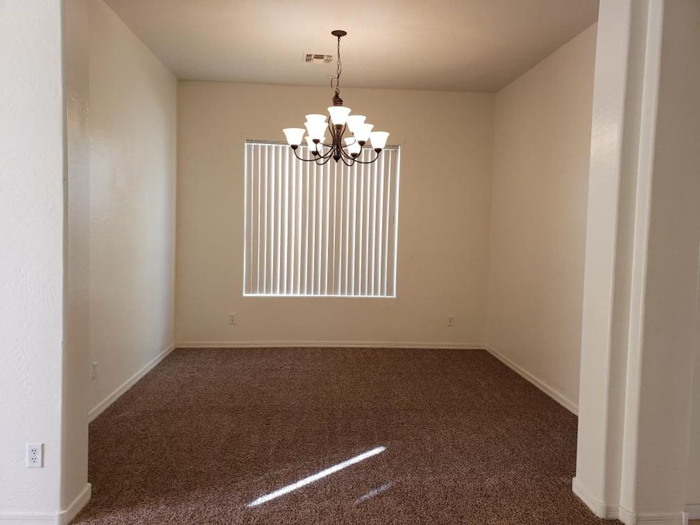 Chandler House: 760 E Indian Wells Place