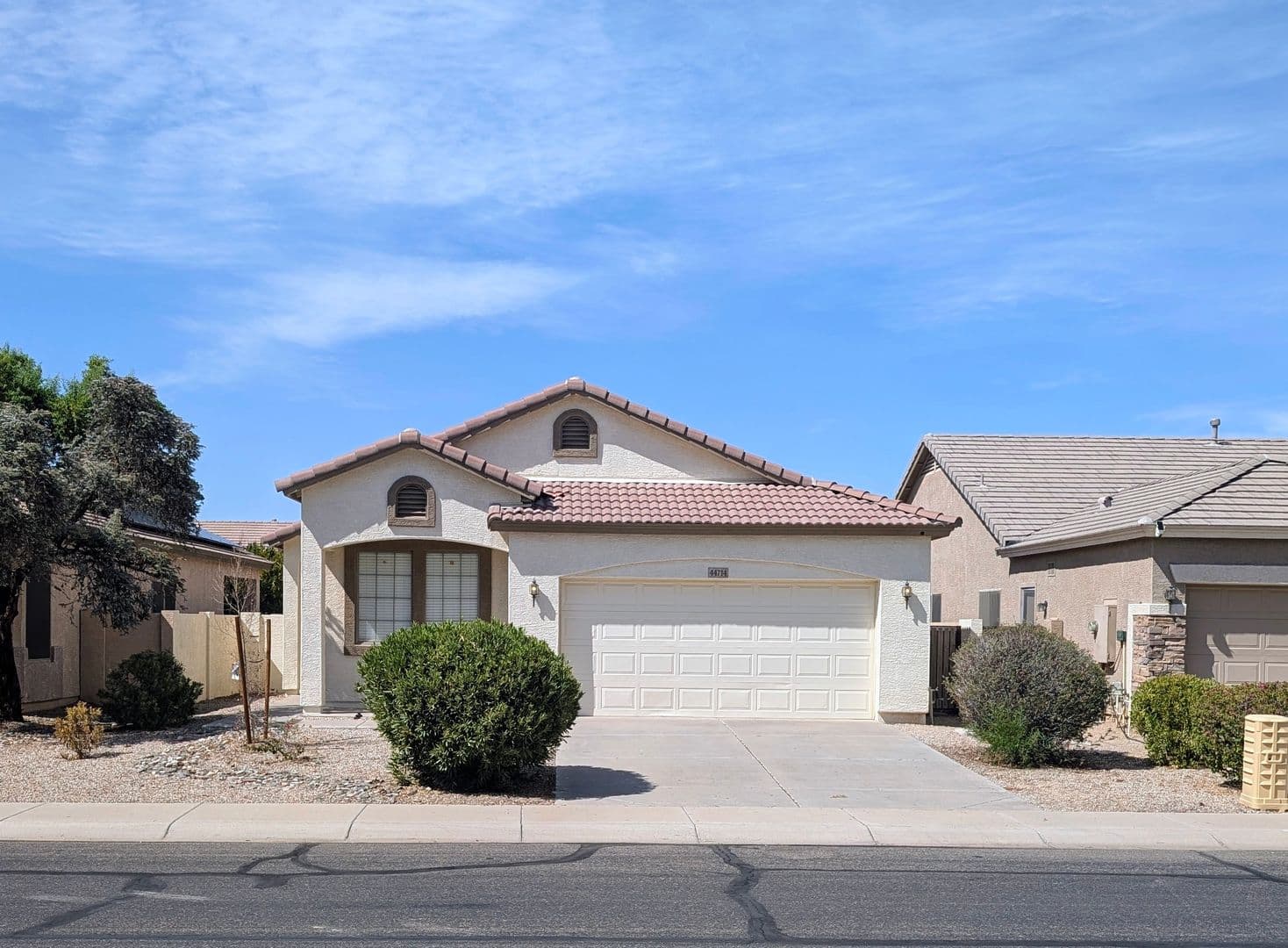 Maricopa House: 44714 W. Alamendras Street