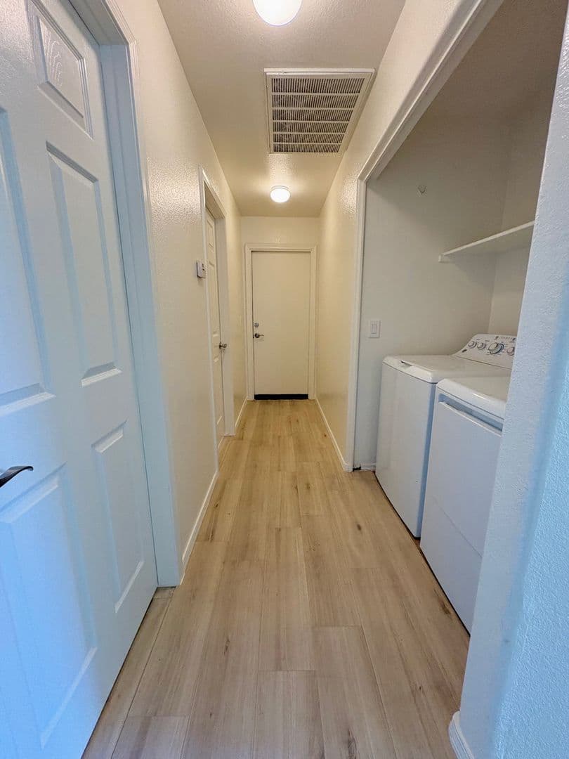 Apache Jct House: 2018 S Rennick Dr