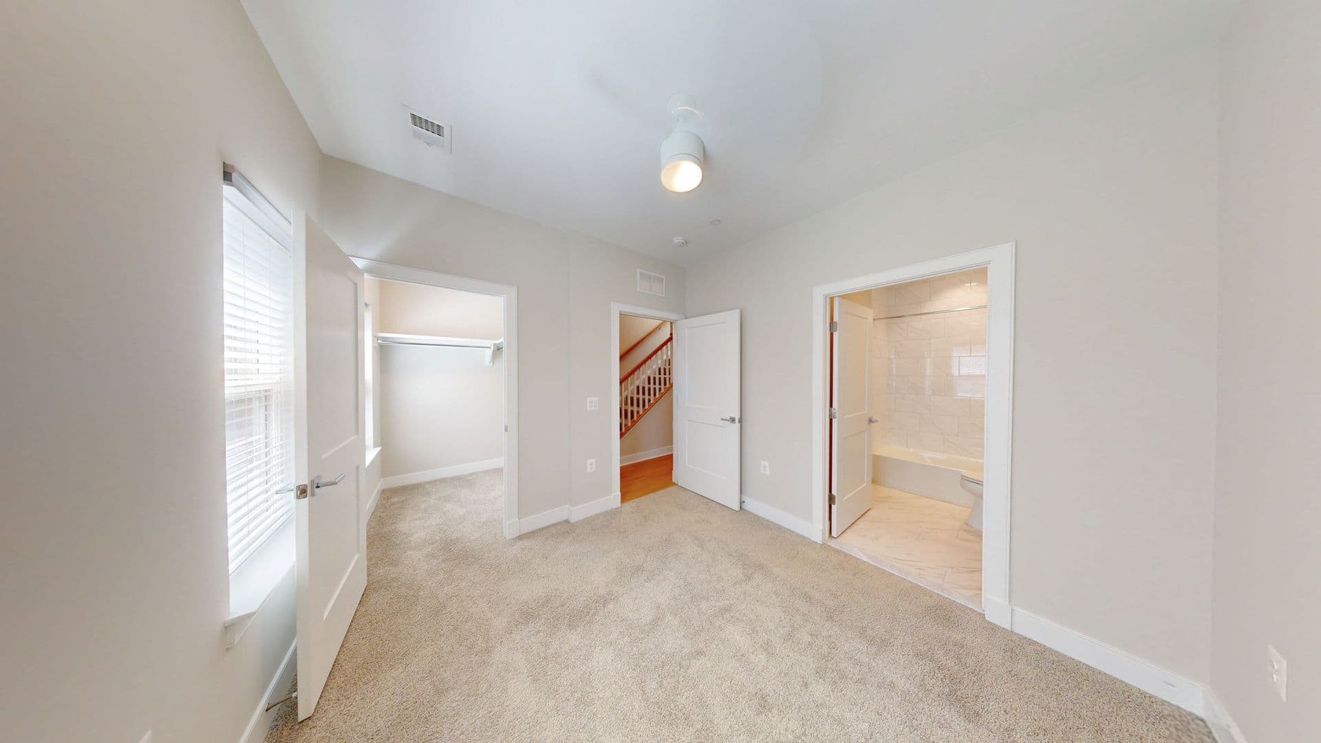North Bethesda Townhome: 10324 Grosvenor Place