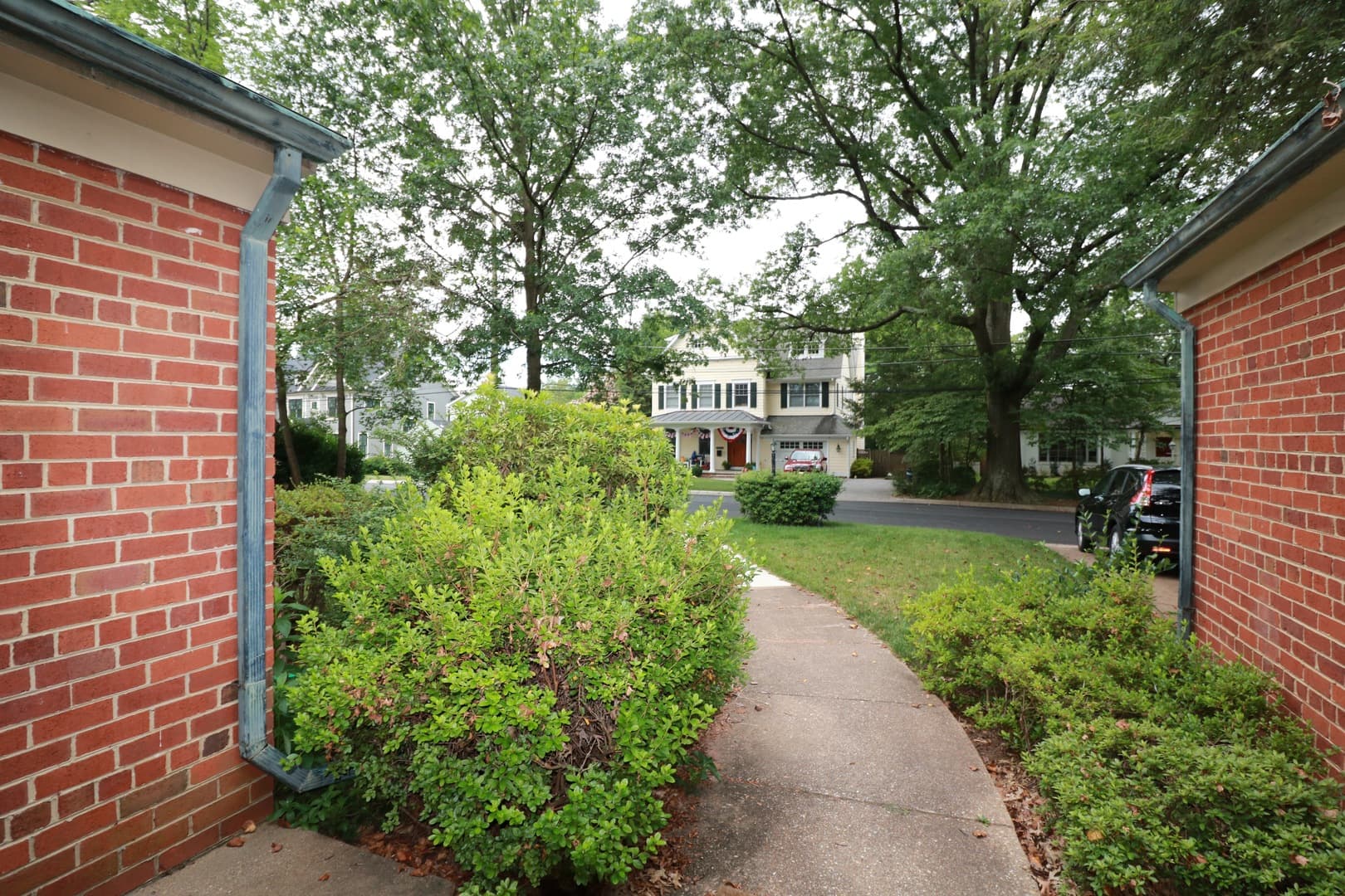 Chevy Chase House: 3303 Winnett Road