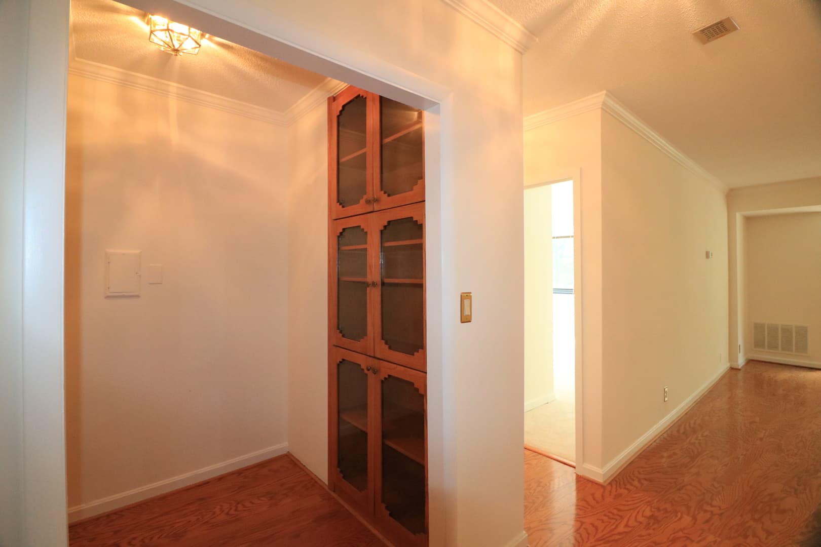 Arlington Condo: 1805 Crystal Drive #204S