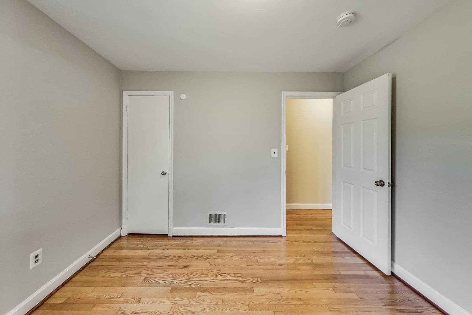 Bethesda House: 8617 Lynbrook Drive