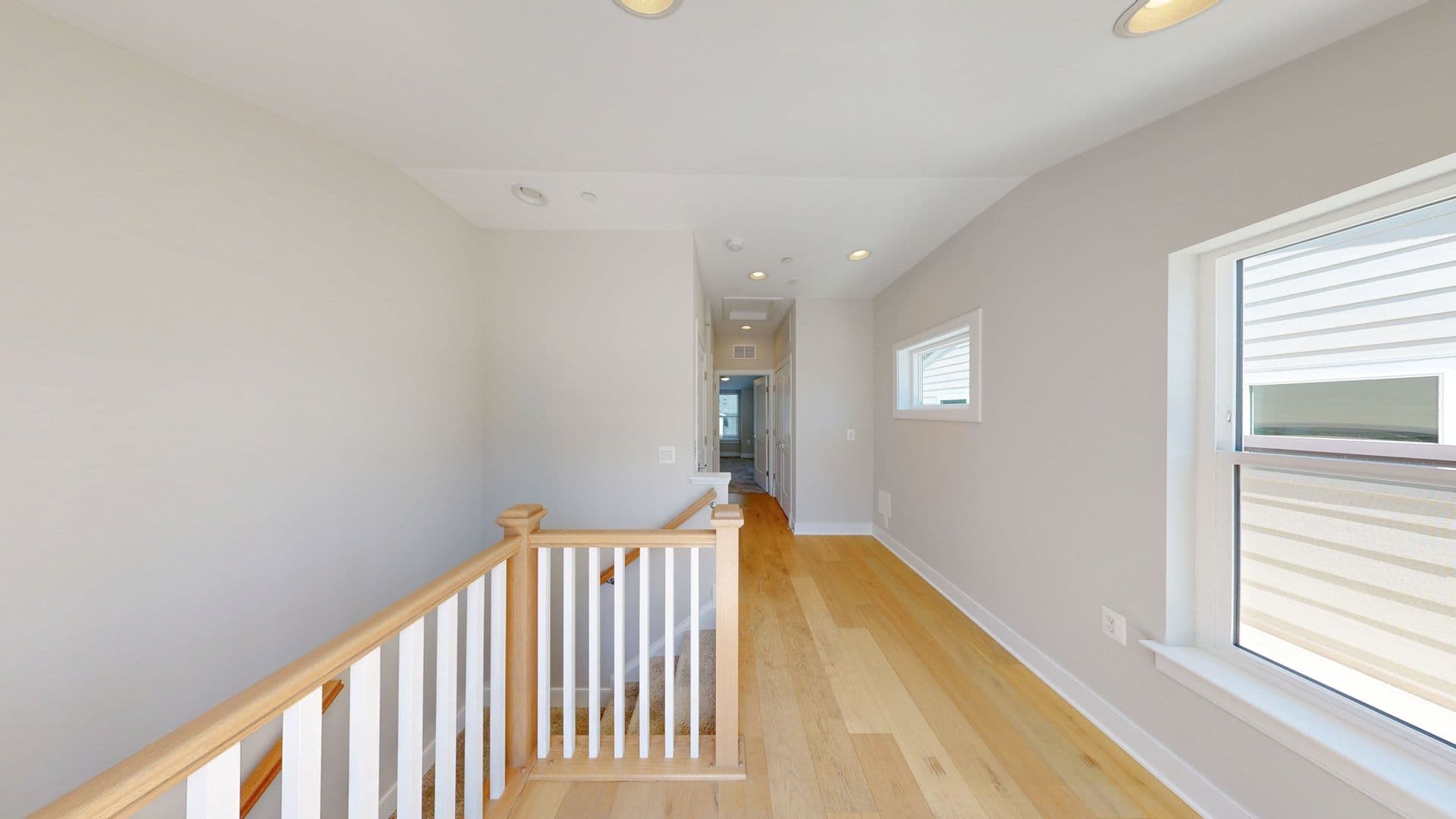 North Bethesda Townhome: 10324 Grosvenor Place