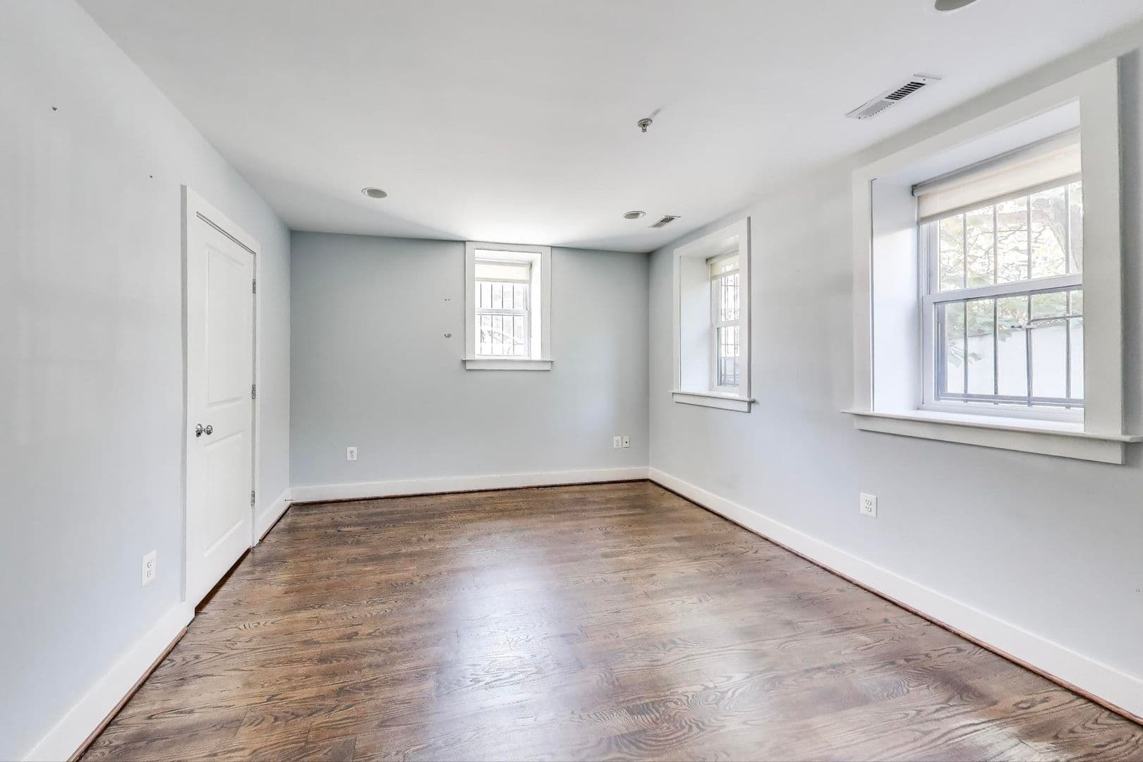 Washington Townhome: 1480 Harvard St., NW