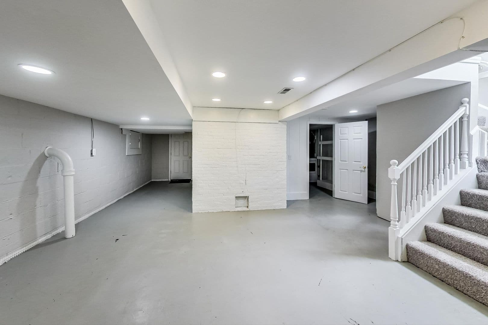Bethesda House: 8617 Lynbrook Drive