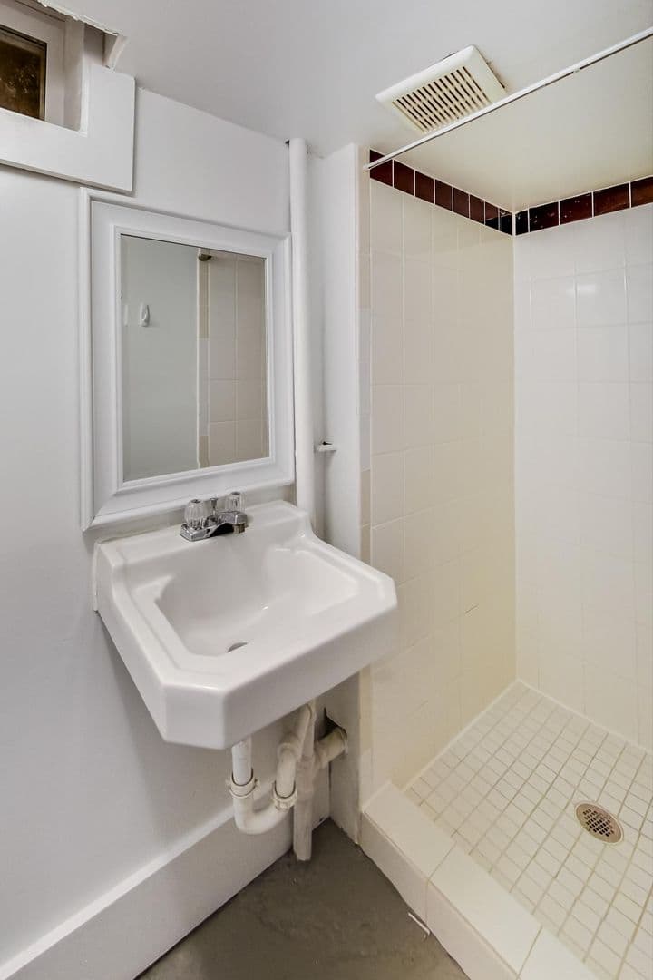 Bethesda House: 8617 Lynbrook Drive