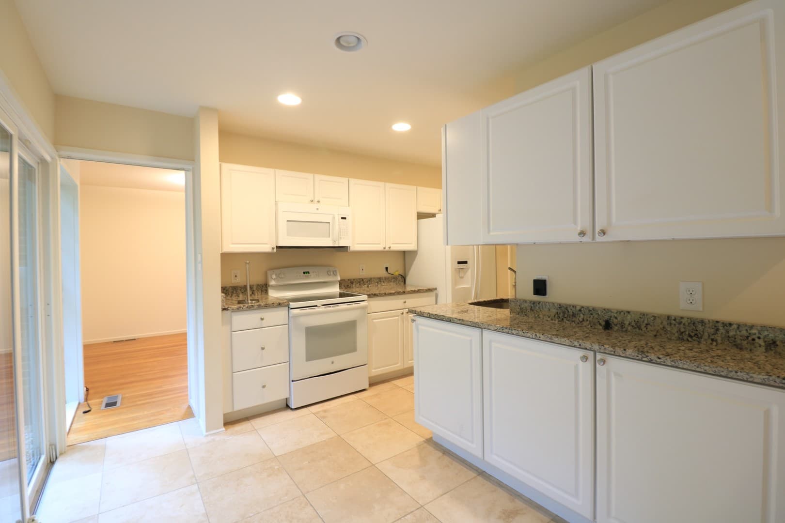 Bethesda House: 6609 Selkirk Drive