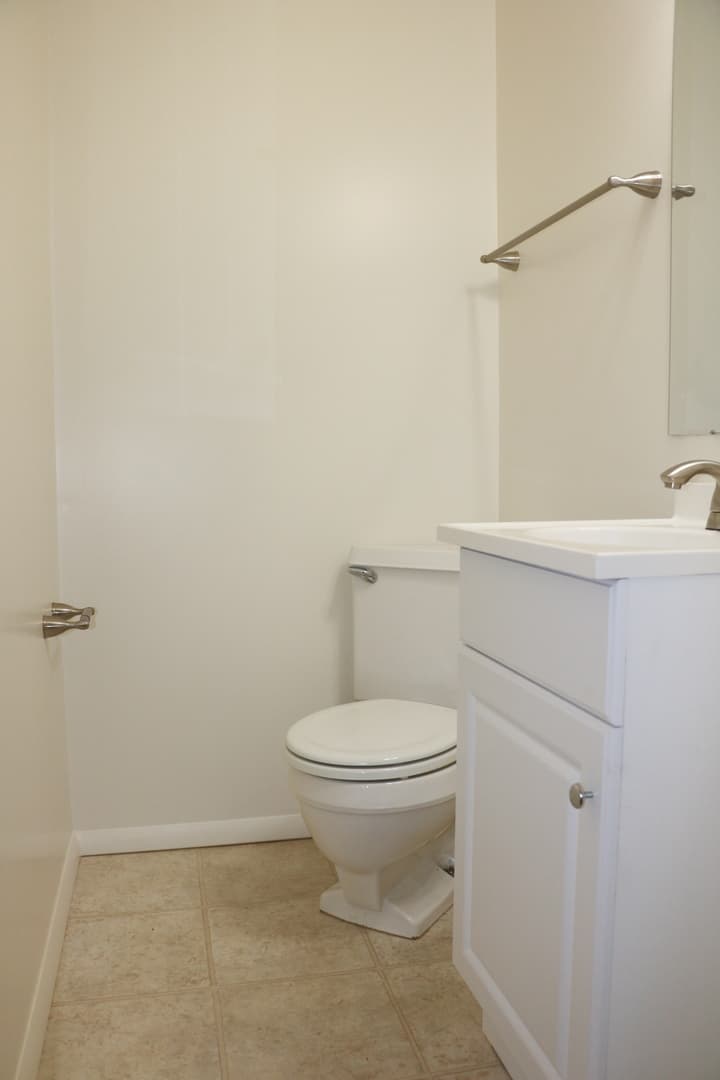Bethesda House: 6609 Selkirk Drive