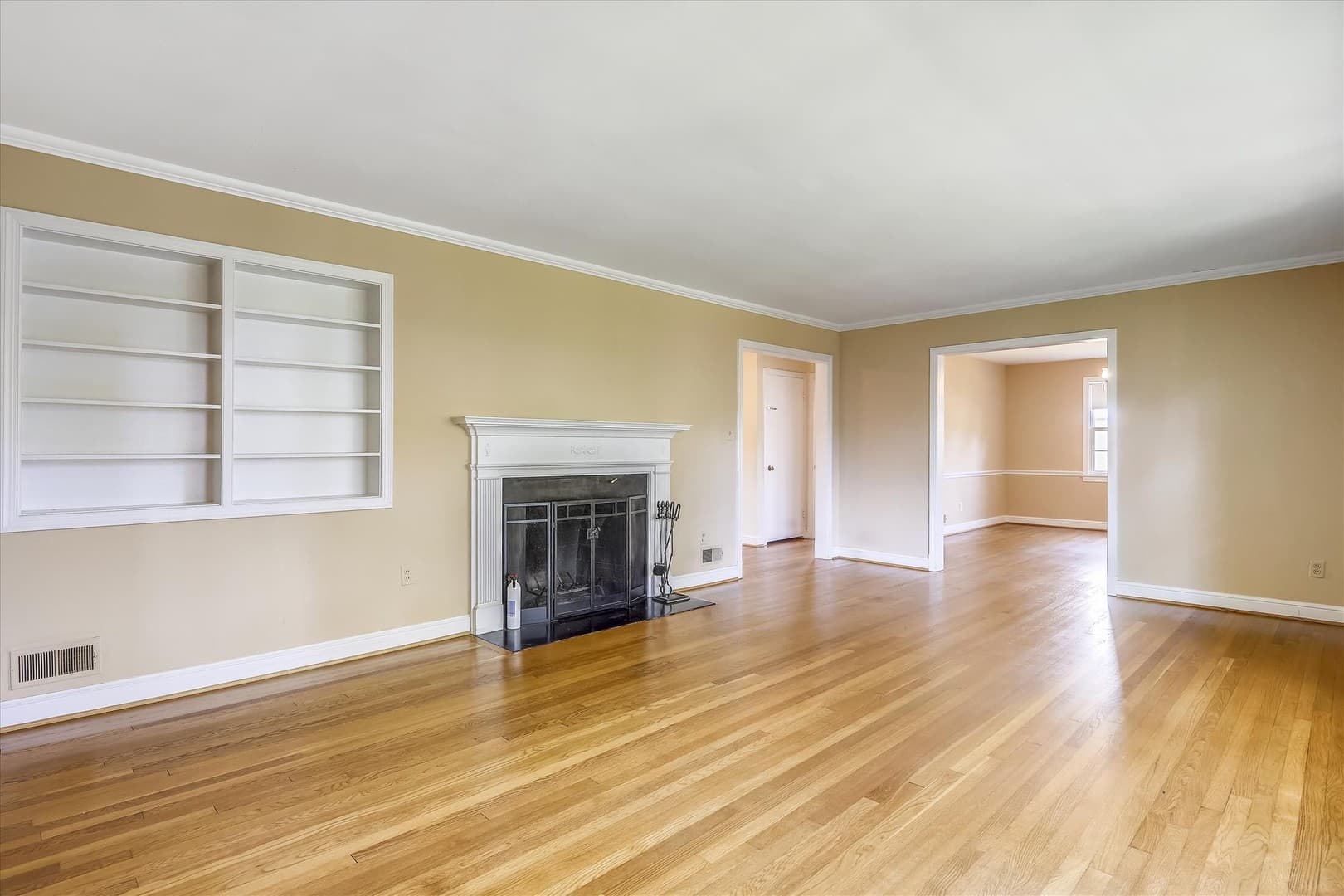 Chevy Chase House: 3303 Winnett Road