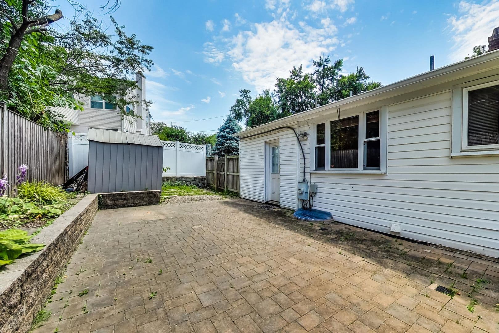 Bethesda House: 8617 Lynbrook Drive