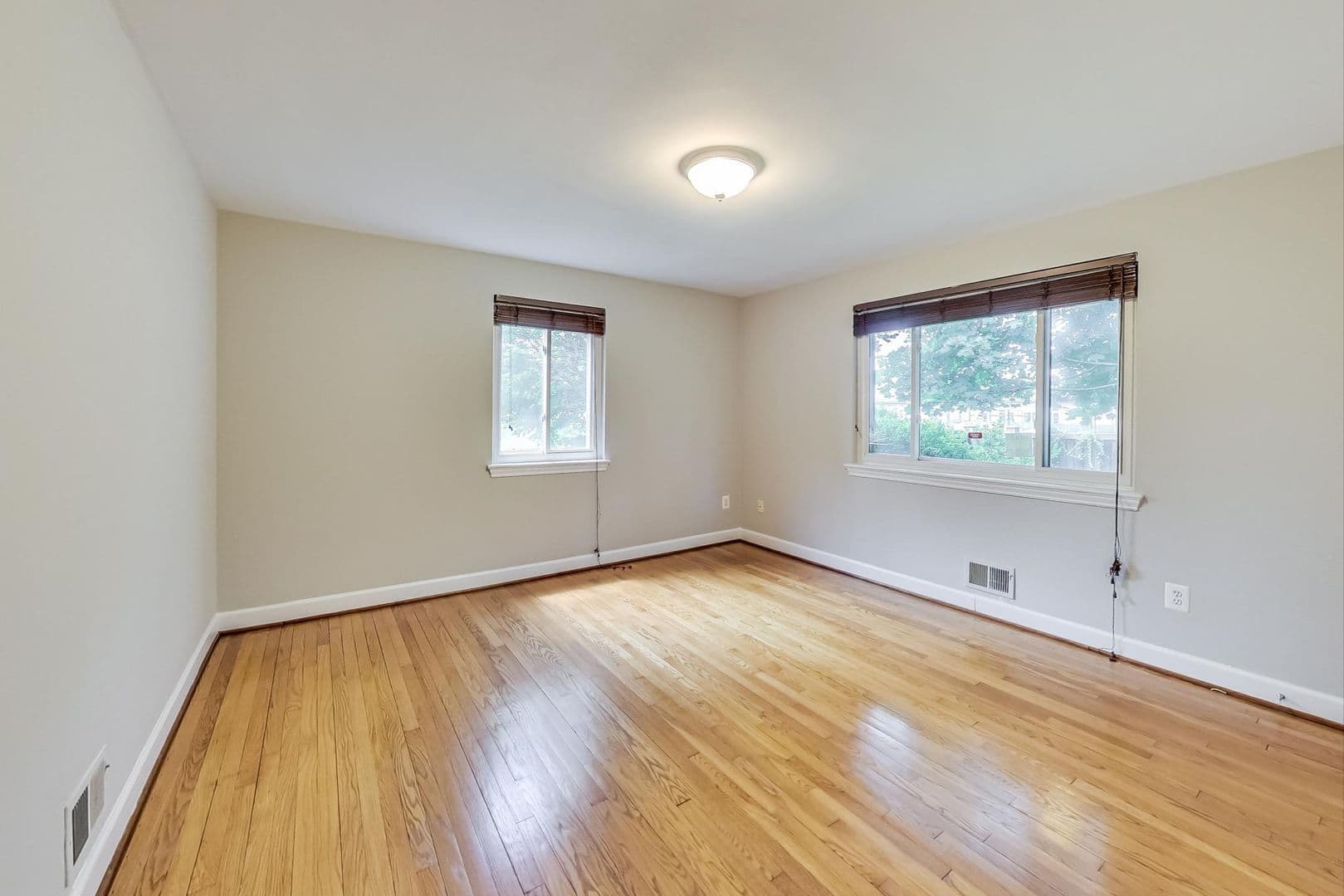 Bethesda House: 8617 Lynbrook Drive