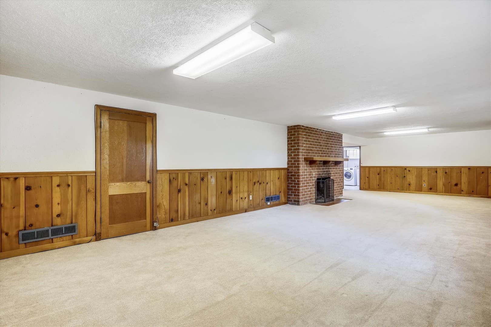 Chevy Chase House: 3303 Winnett Road