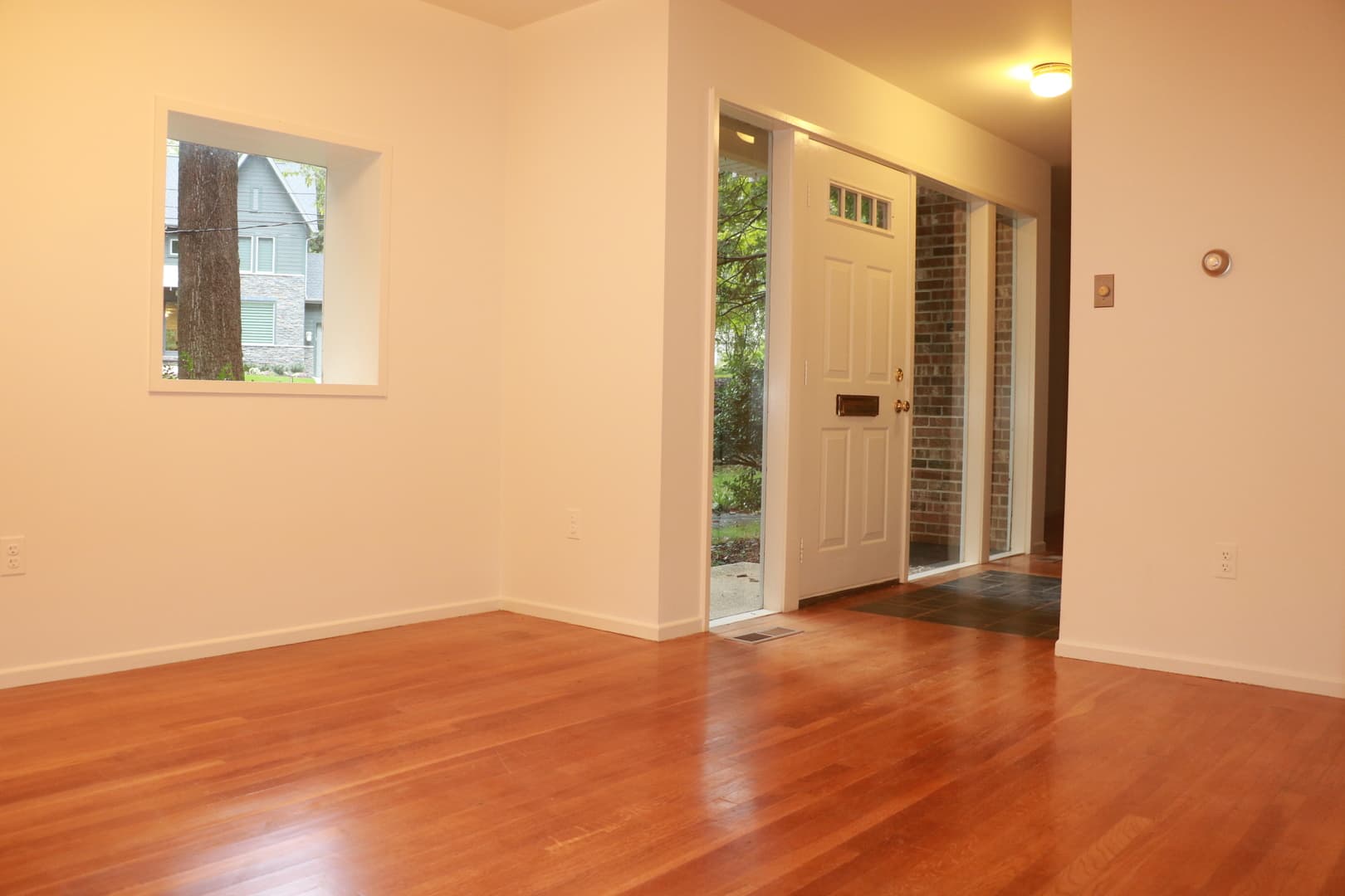 Bethesda House: 6609 Selkirk Drive