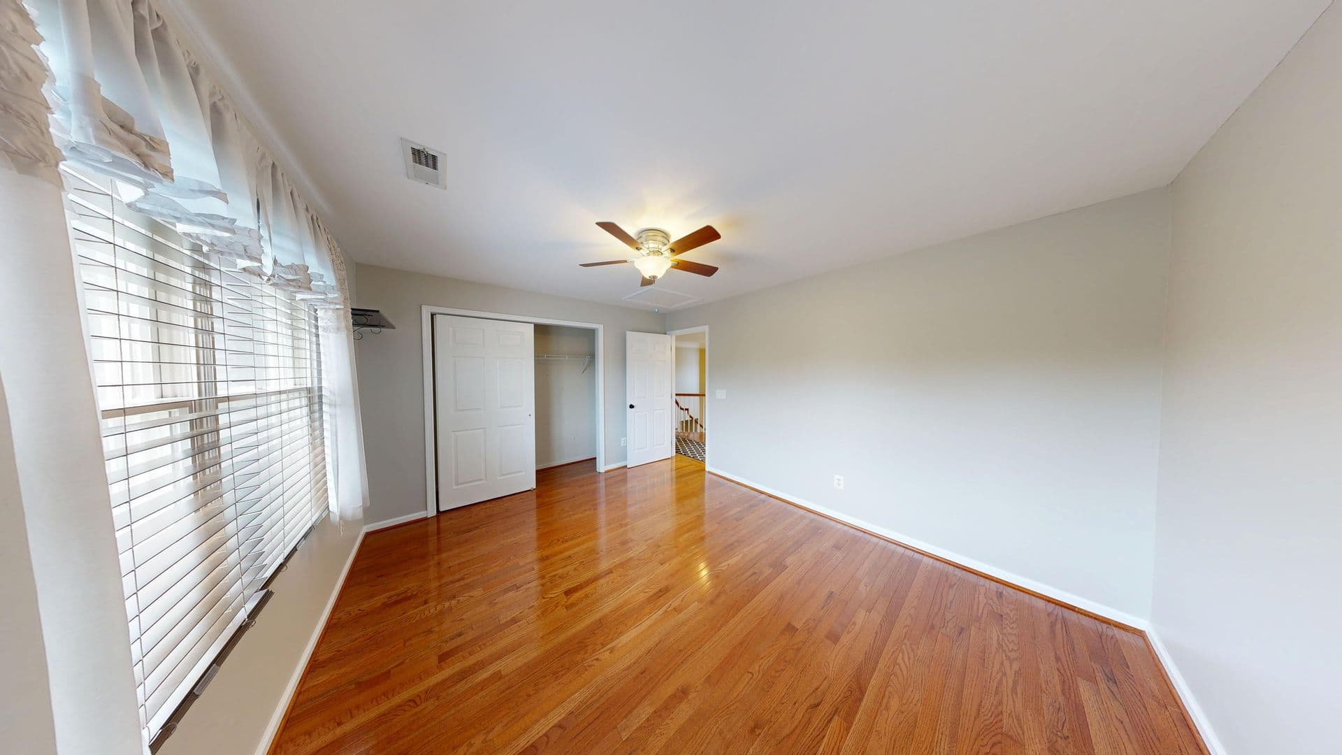 Ashburn House: 43799 Abbott Place