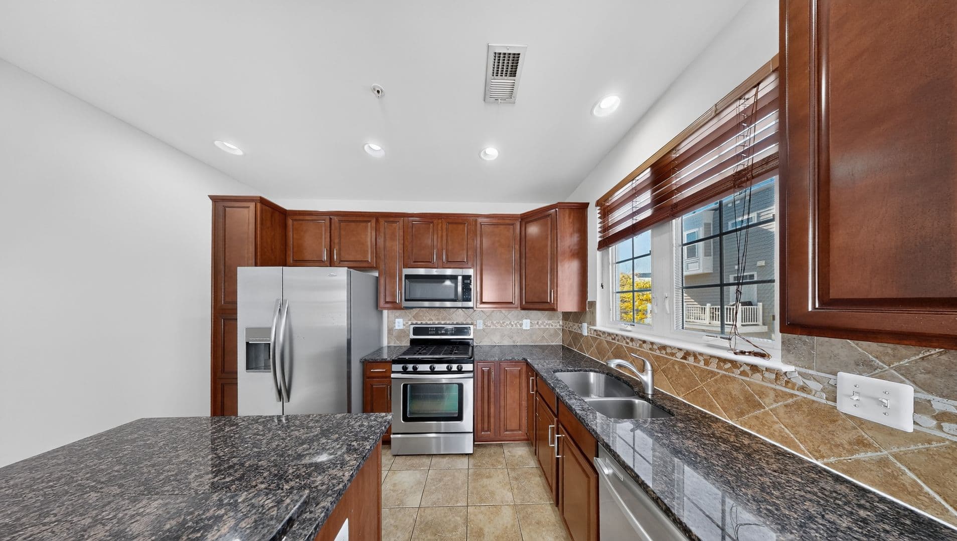 Silver Spring Townhome: 2148 Little Sorrel Way