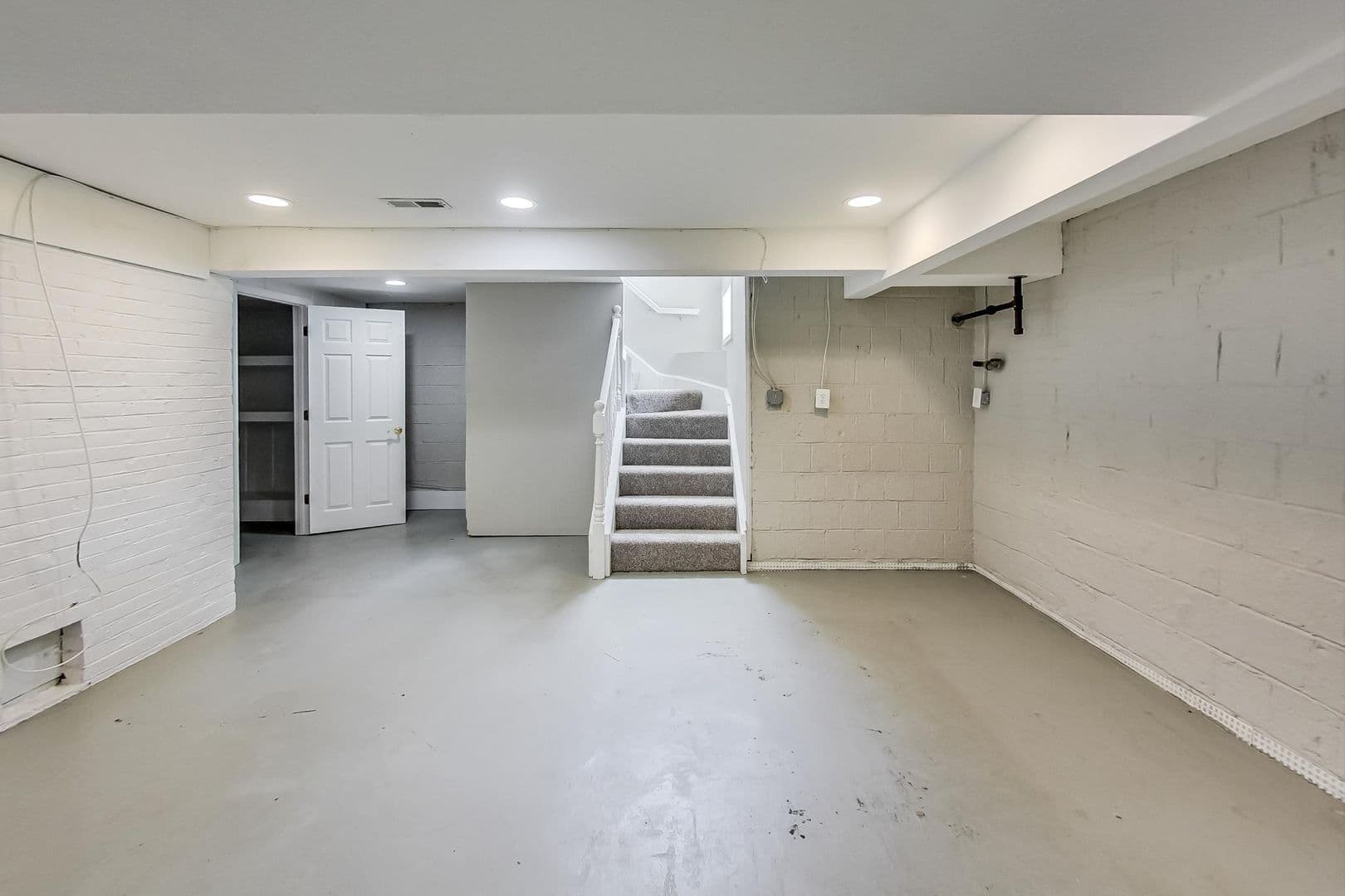 Bethesda House: 8617 Lynbrook Drive
