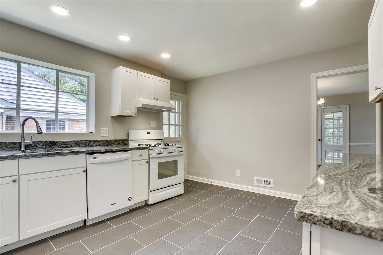 Chevy Chase House: 3303 Winnett Road
