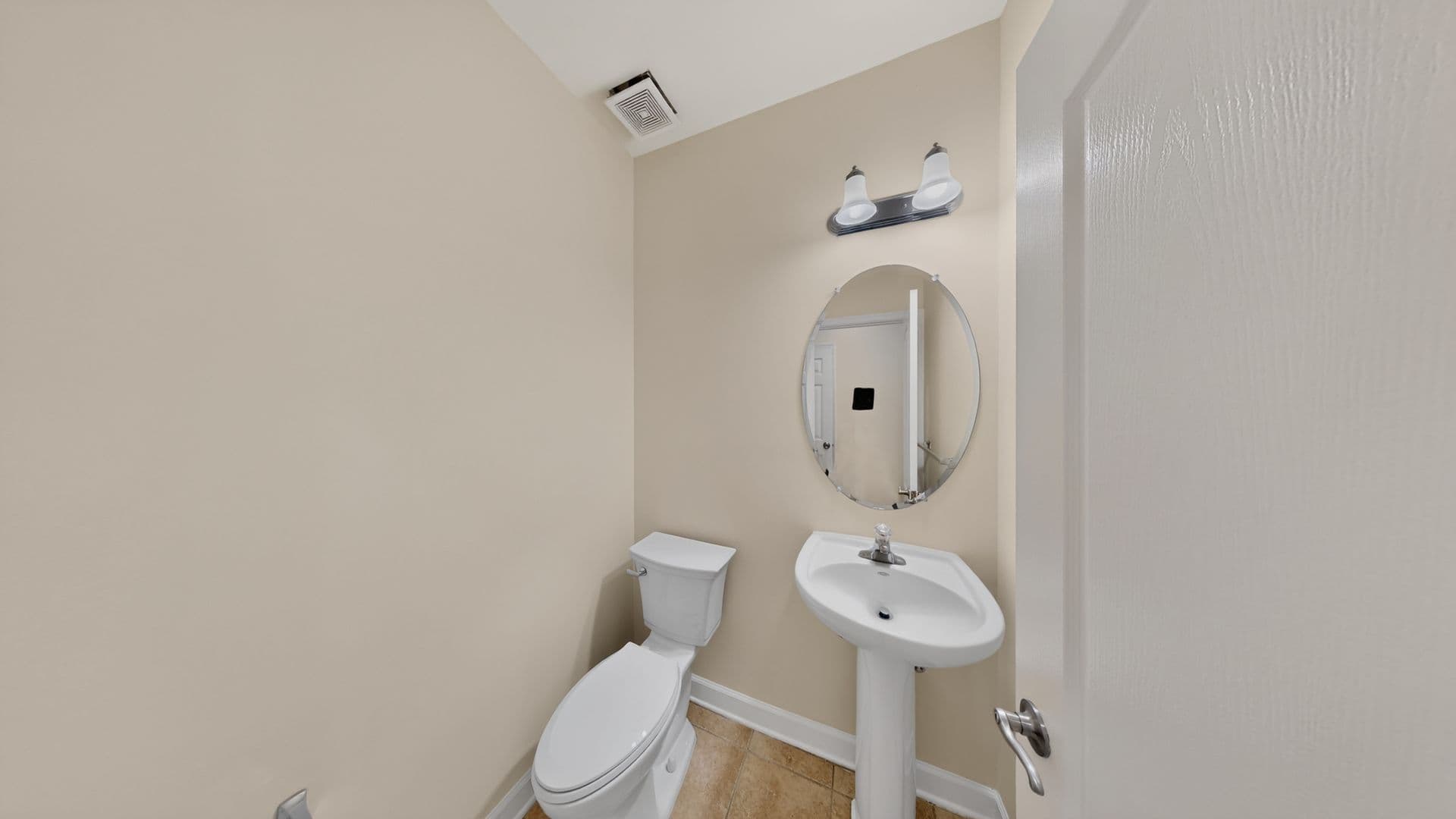 Silver Spring Townhome: 2148 Little Sorrel Way