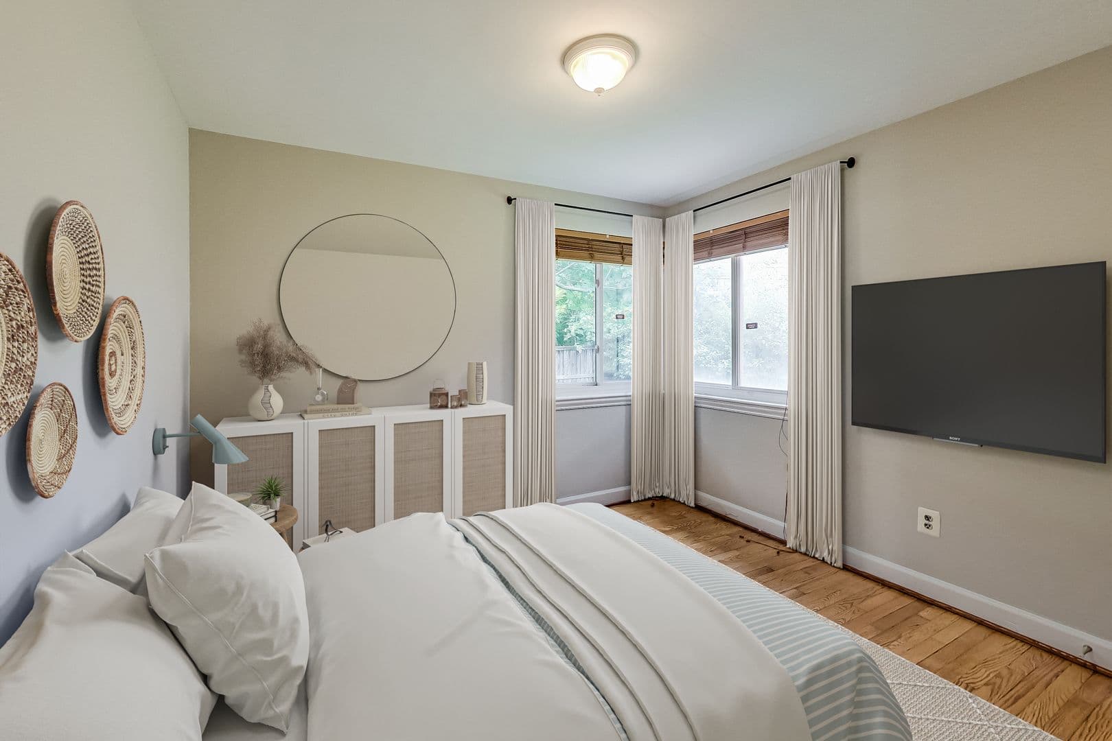 Bethesda House: 8617 Lynbrook Drive