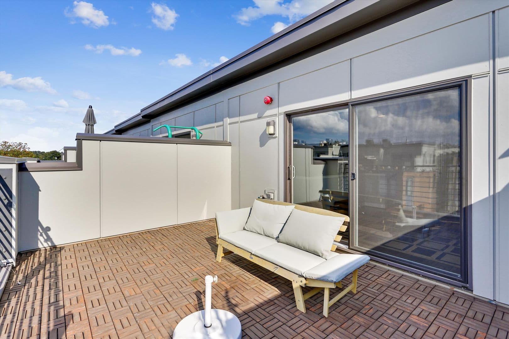 Derwood Townhome: 8052 Red Hook Street