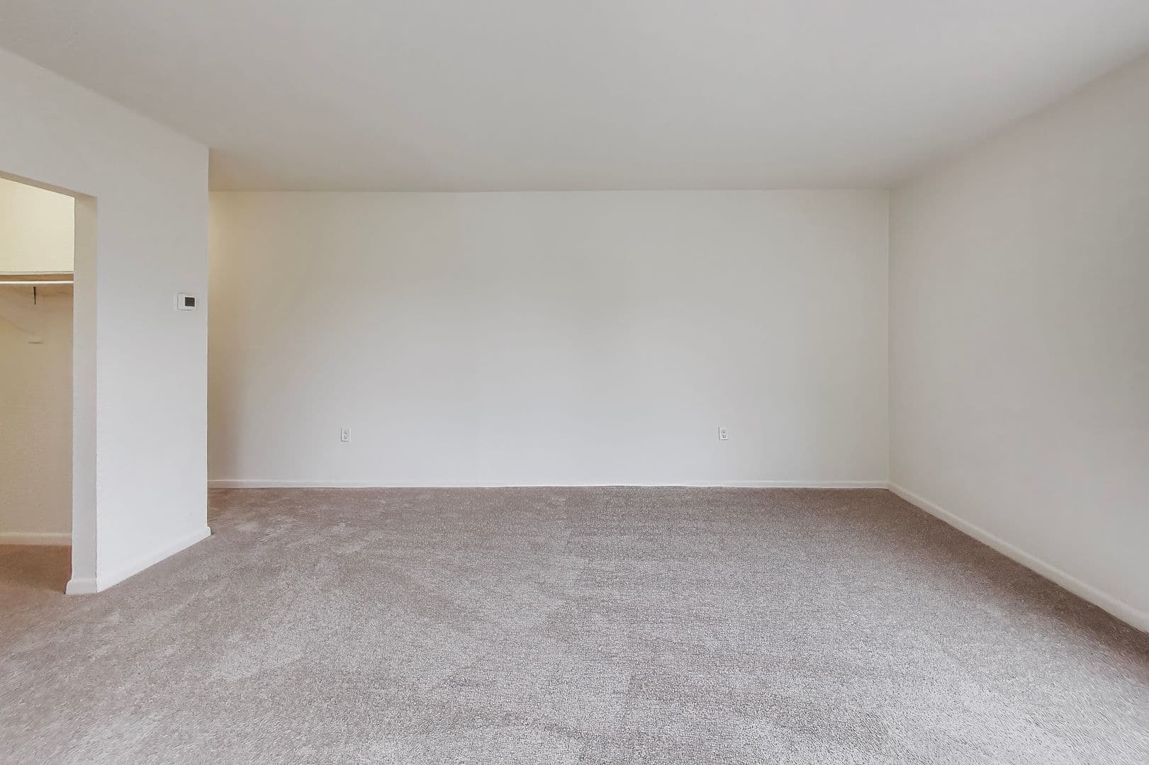 Washington Apartment: 5509 1St St NW