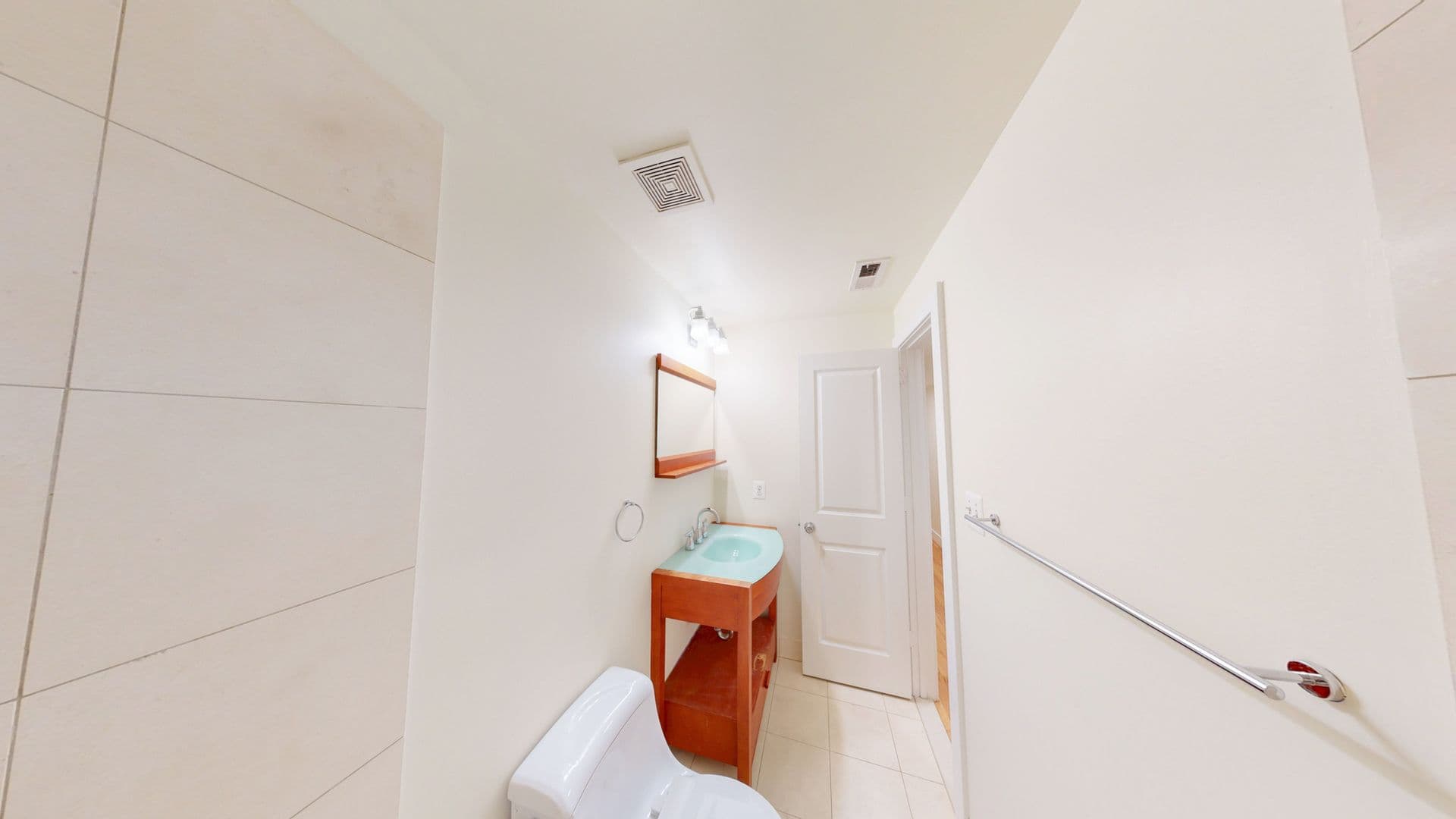 Washington Condo: 1462 Harvard St NW