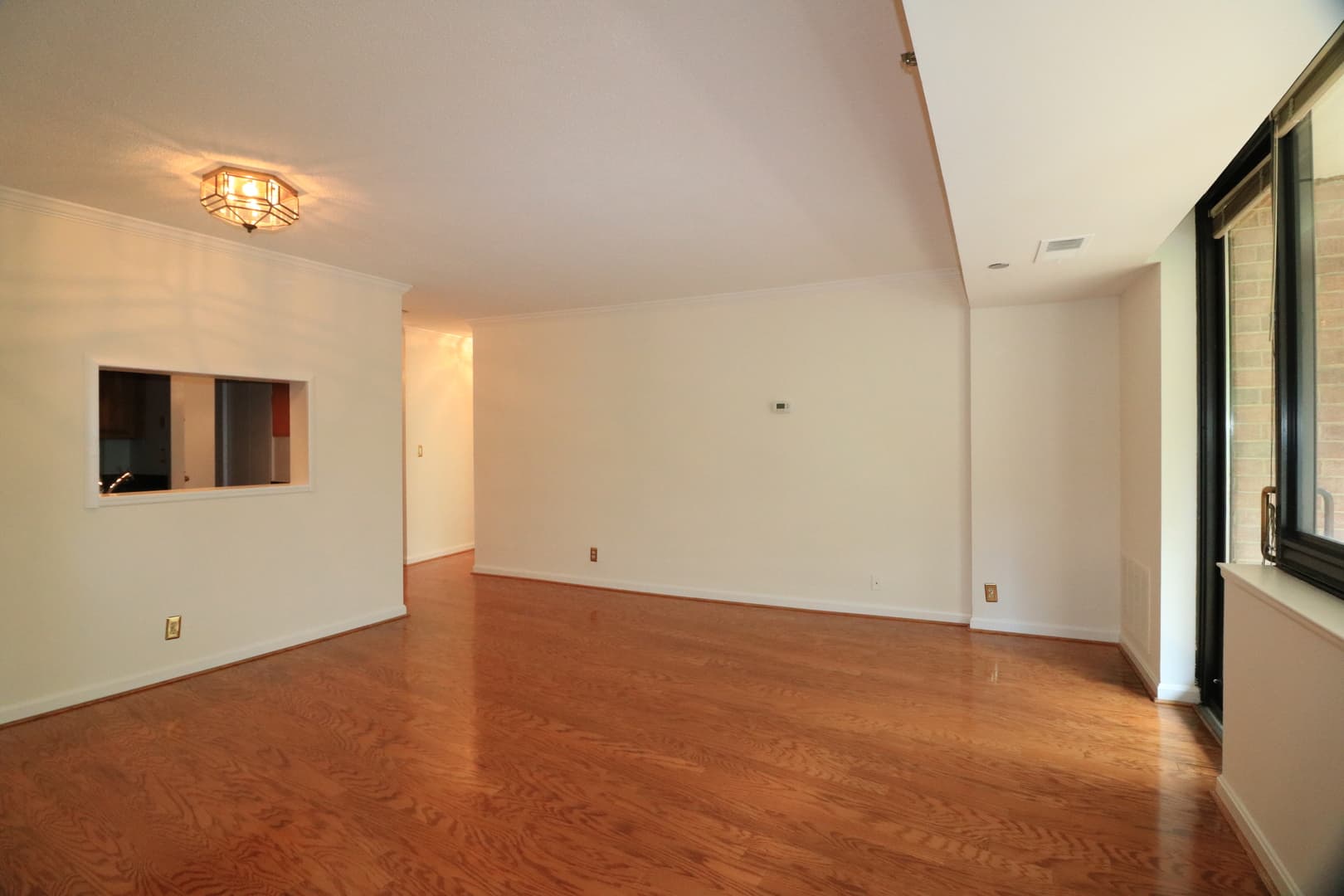 Arlington Condo: 1805 Crystal Drive #204S