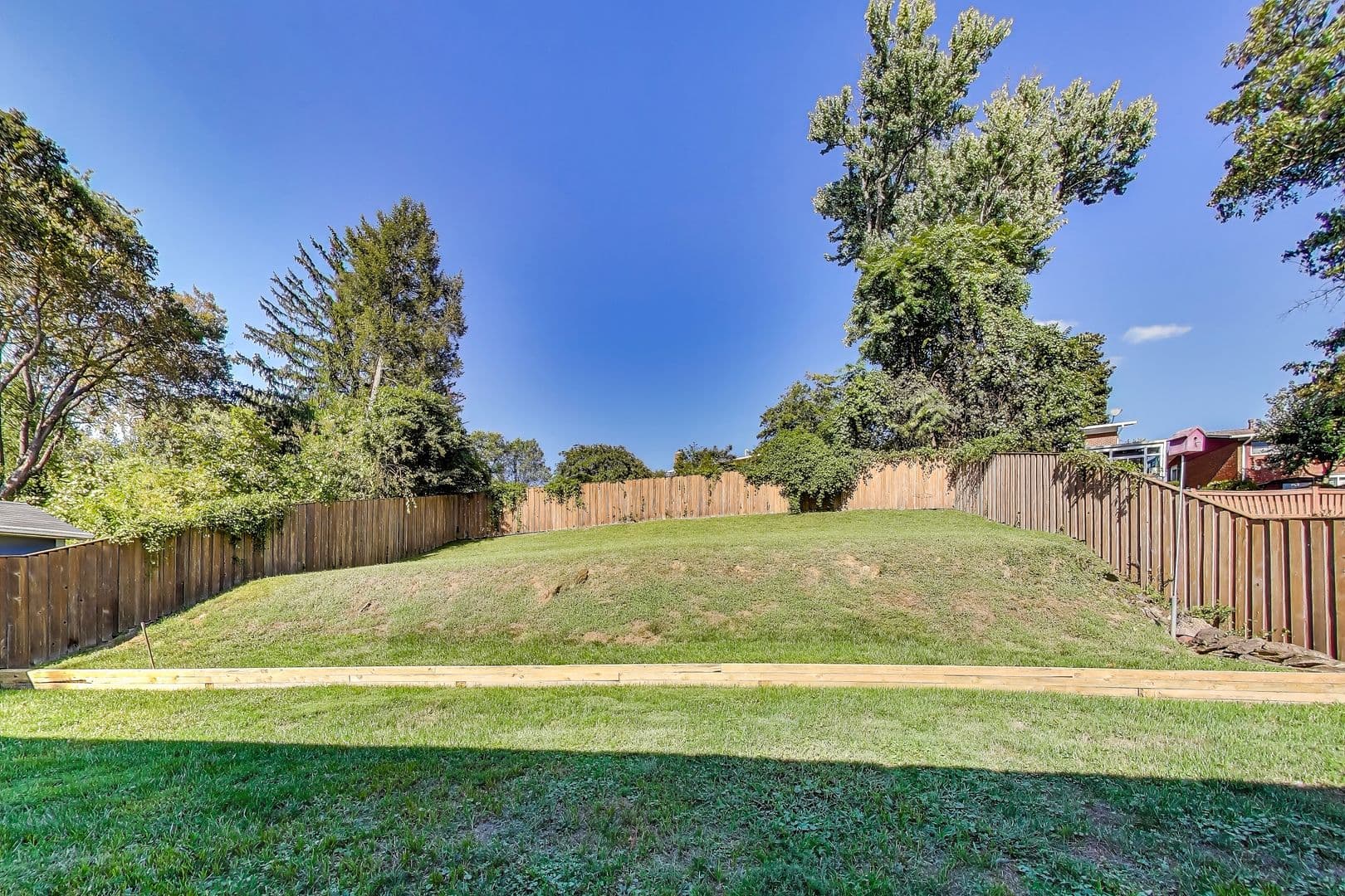 Kensington House: 3715 Astoria Rd