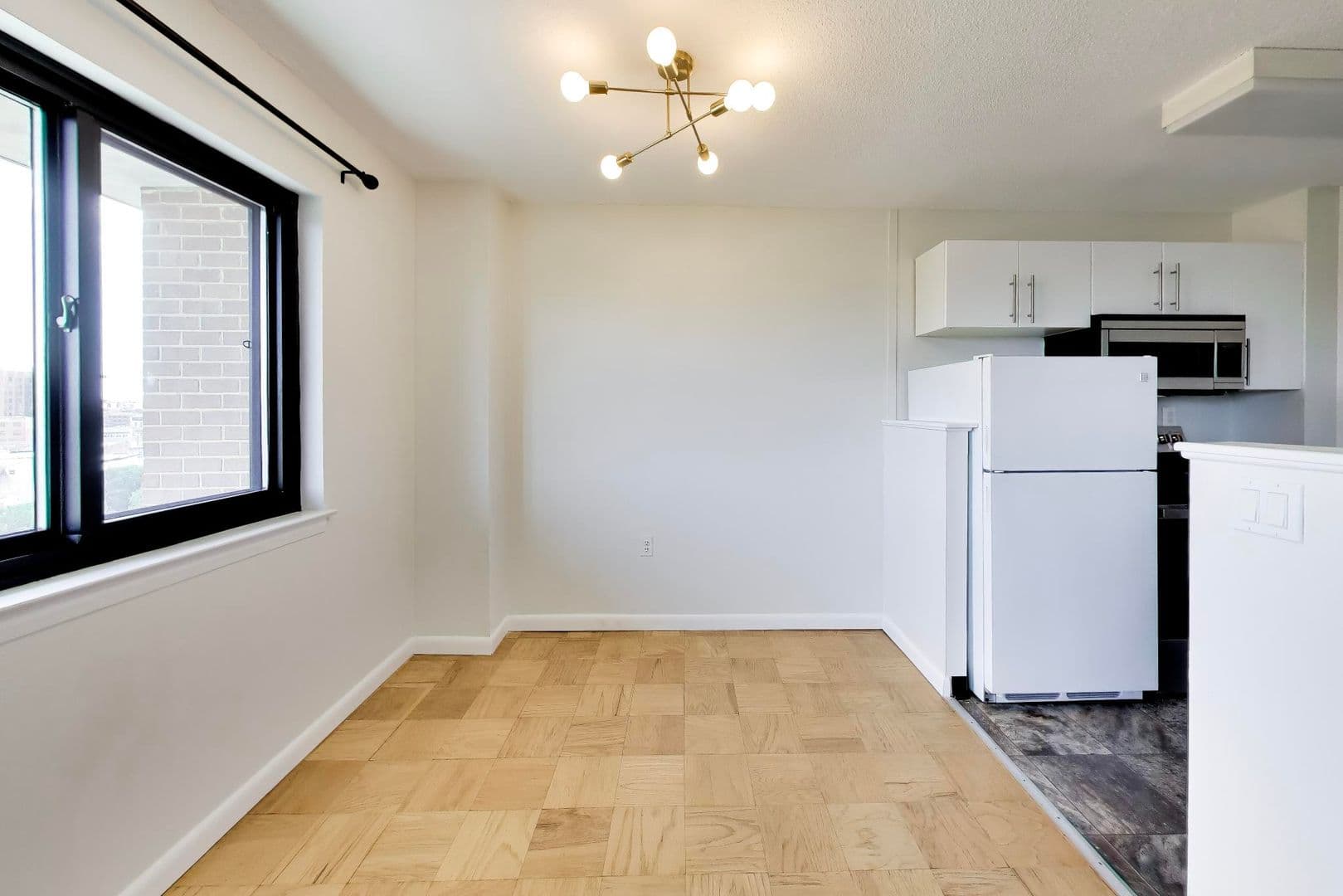 Washington Condo: 1816 New Hampshire Ave NW